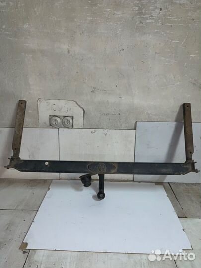 Фаркоп Audi 100 C3(44) седан 2.0 1991