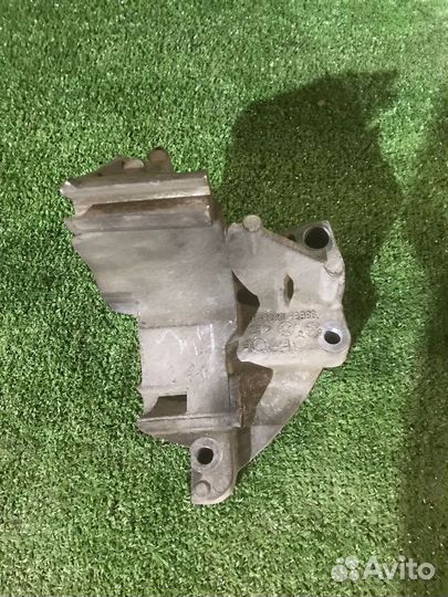 Кронштейн опоры ford focus 1 1.8 - 2.0