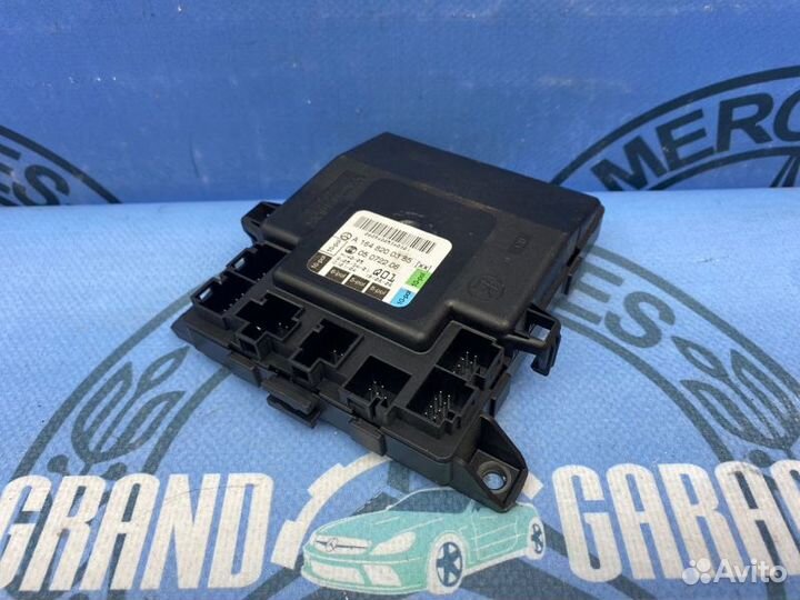 Блок двери передний левый Mercedes-Benz R-Class