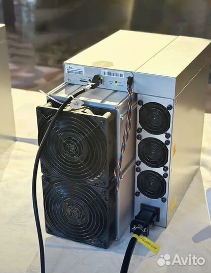 Antminer S21 200th