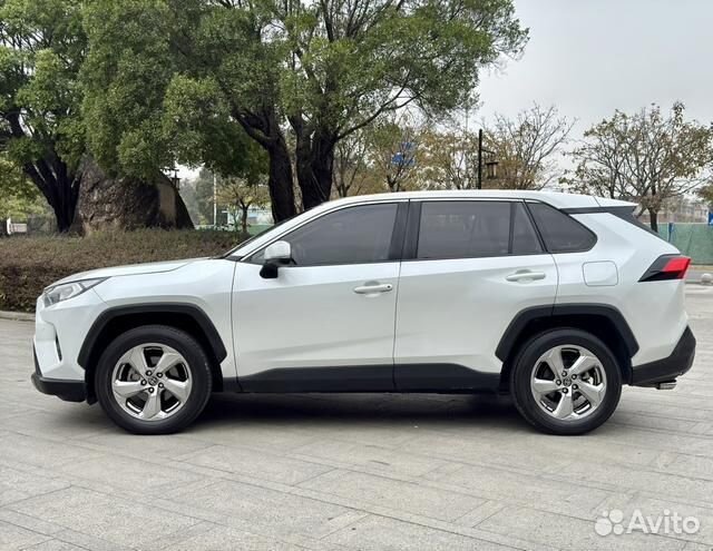 Toyota RAV4 2.0 CVT, 2021, 19 887 км