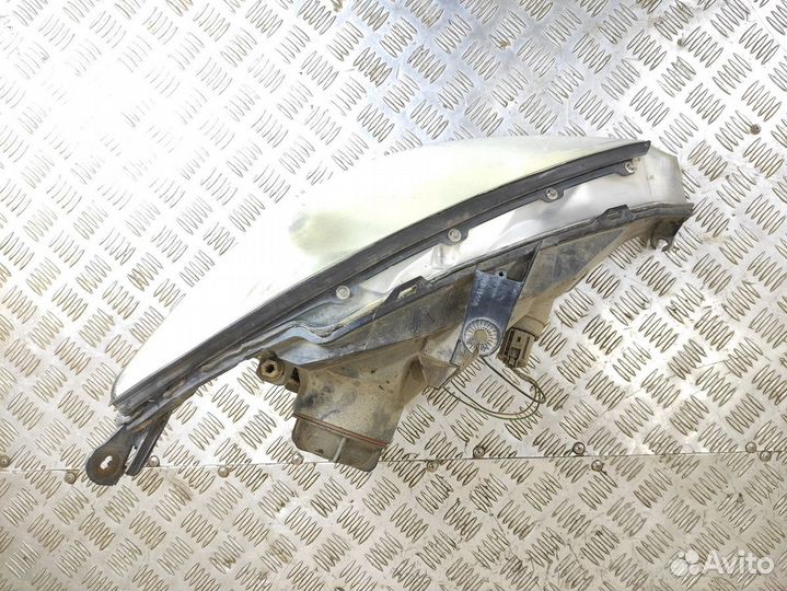 Фара левая Ford Focus 1998-2005