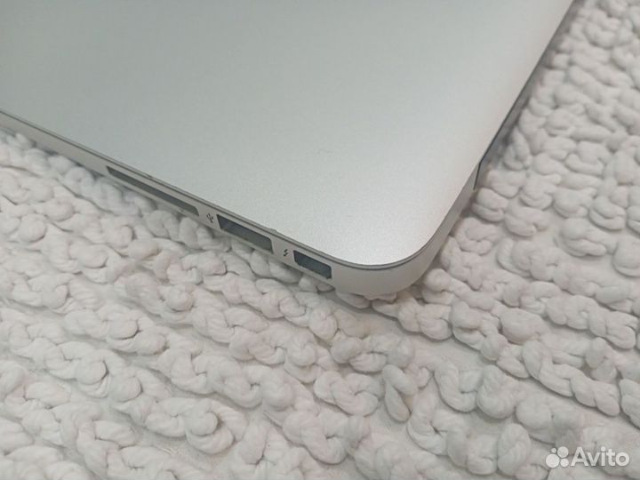 Apple MacBook Air 13 А1466