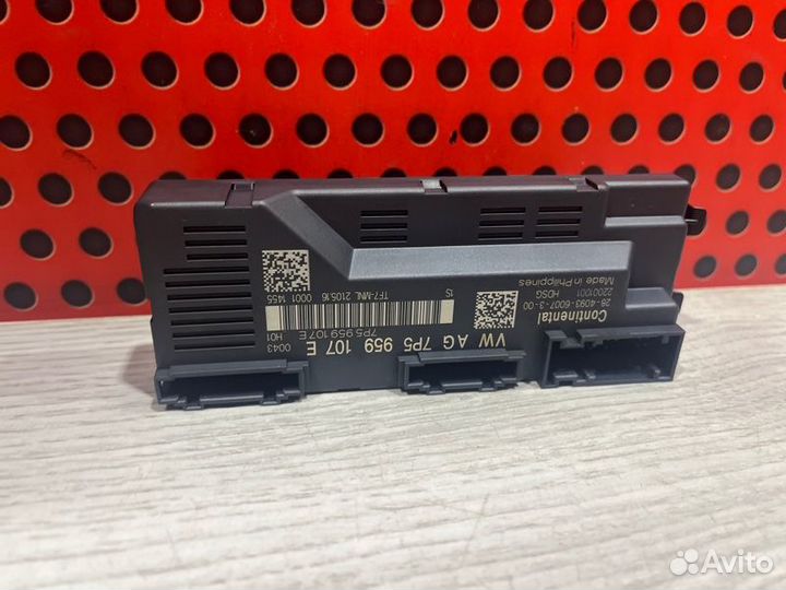 Блок управления крышкой багажника Porsche Macan