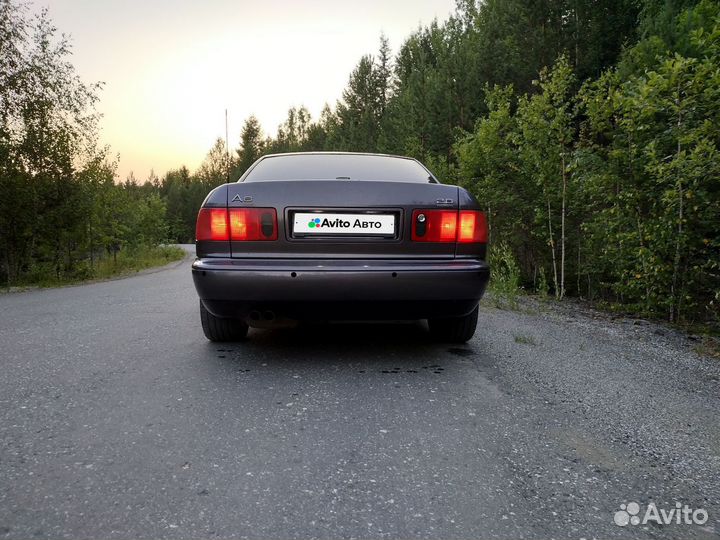 Audi A8 2.8 МТ, 1997, 300 000 км