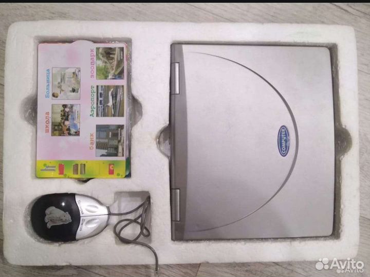 Игрушечный ноутбук