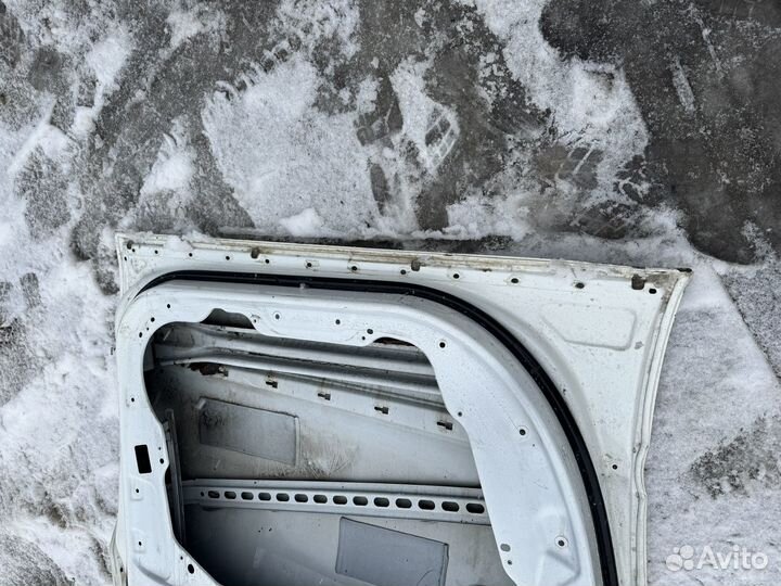 Дверь левая gl x164 (под восстановление )