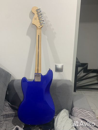 Гитара fender squier bullet mustang