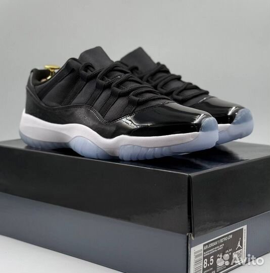 Nike Air Jordan 11 Retro Low
