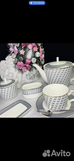 Чайный сервиз, костяной фарфор