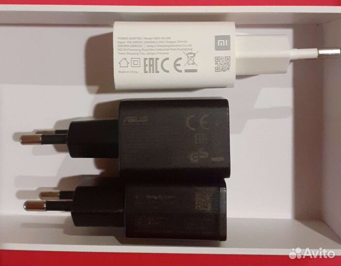 Зарядка Адаптер usb юсби есть через прикуриватель