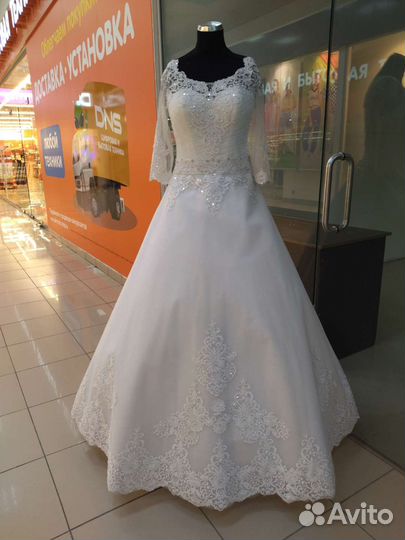 Свадебное платье 46-48 новое