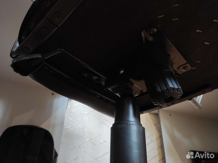 Компьютерное кресло Элегия