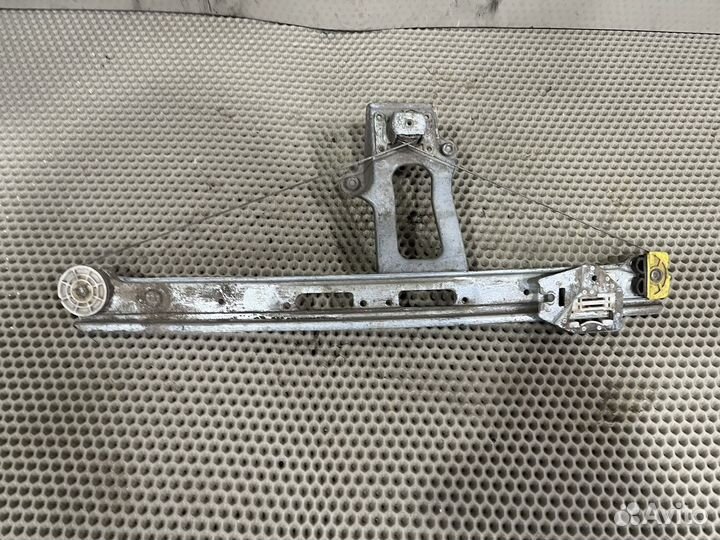 Стеклоподъемник задний правый bmw e46