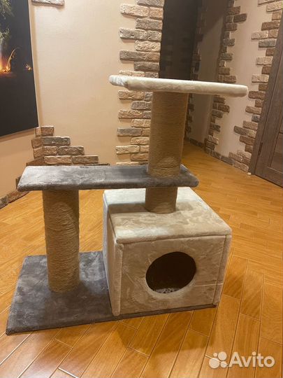 Домик для кота с когтеточкой