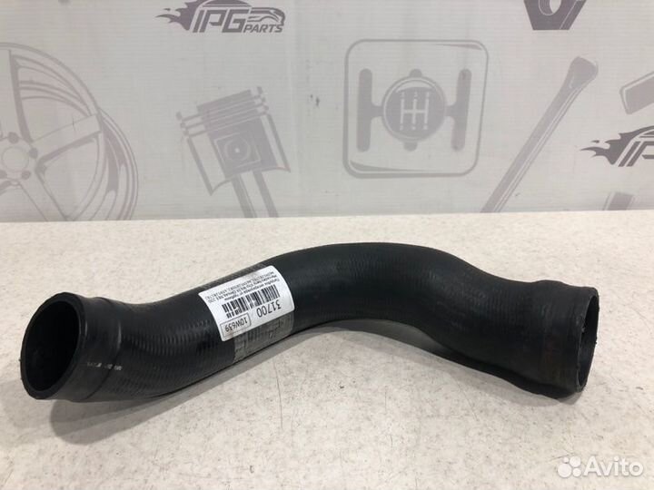 Патрубок интеркулера от турбины Mercedes-Benz Vito