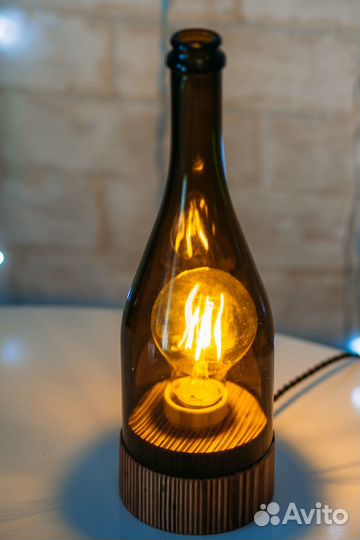 Светильник из стеклянной бутылки