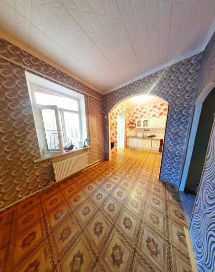 3-к. квартира, 75 м², 2/2 эт.