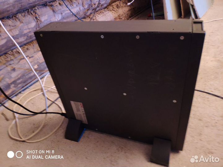 Ибп APC Smart-UPS SC 1000 ва 230 В 2U, стоечного/н