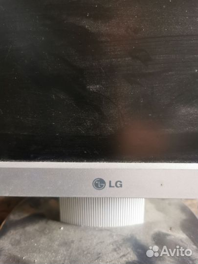 Монитор LG