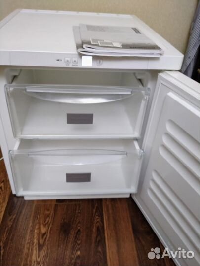 Морозильная камера Liebherr GX 823