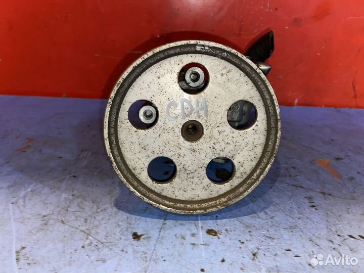 Насос гур Audi A4 1.8 CDH