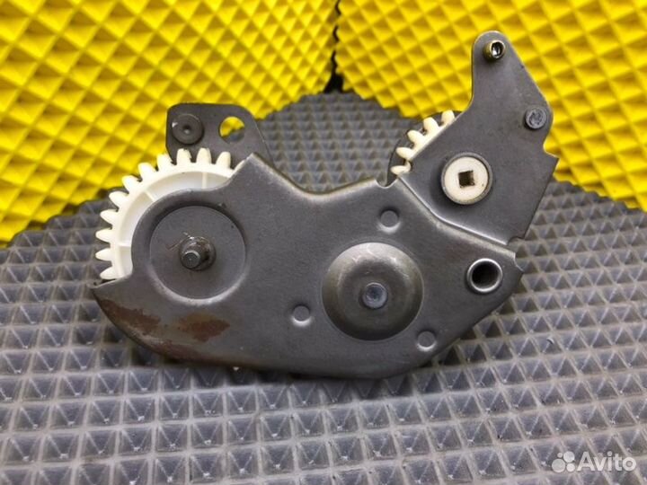 Механизм спинки сиденья Mercedes-Benz S124