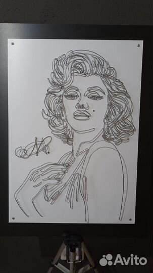 Портрет на заказ из метал. проволоки Ручная работа