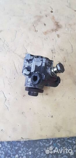 Насос гидроусилителя Фольксваген-Т4