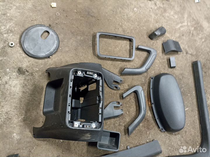 Пластик салона для Шкода Фабия 2