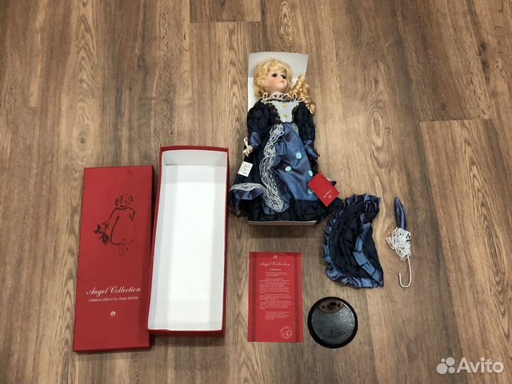 Кукла фарфоровая коллекционная Алина