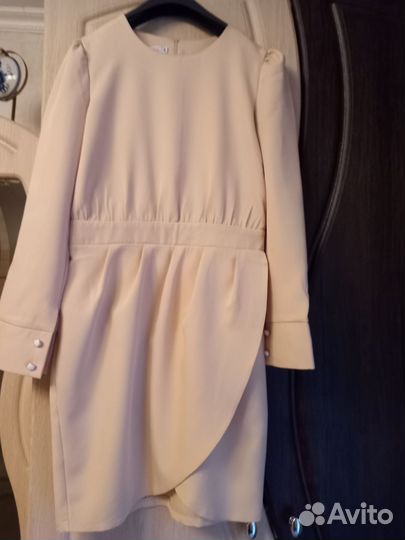 Платья праздничные