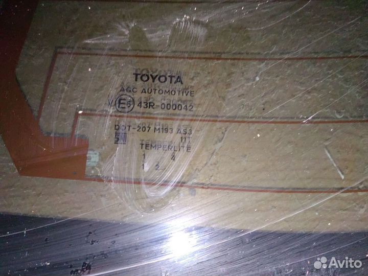 Стекло заднее тойота хайлюкс