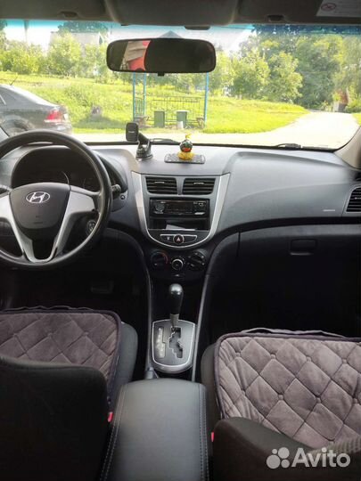 Hyundai Solaris 1.6 AT, 2012, 119 000 км