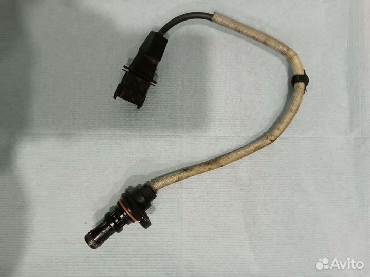 Датчик положения коленвала kia 391802G000