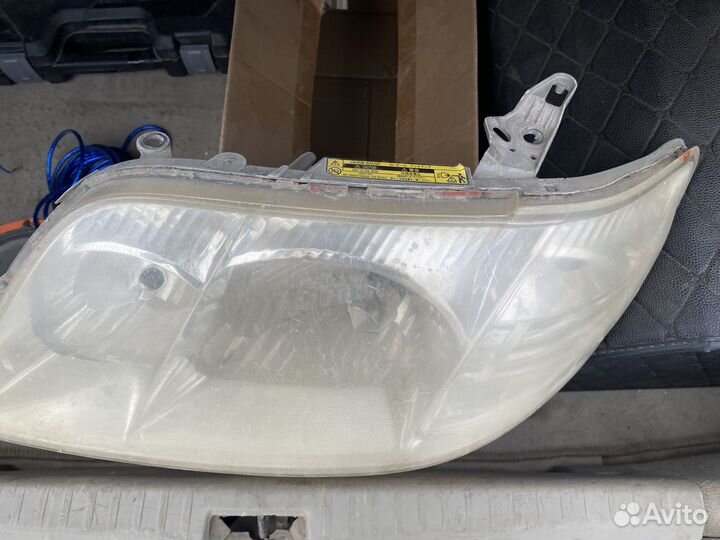 Фара левая corolla filder 121