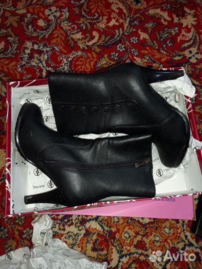 Зимние женские сапоги 38