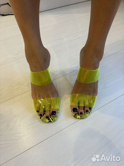 Босоножки 41р новые