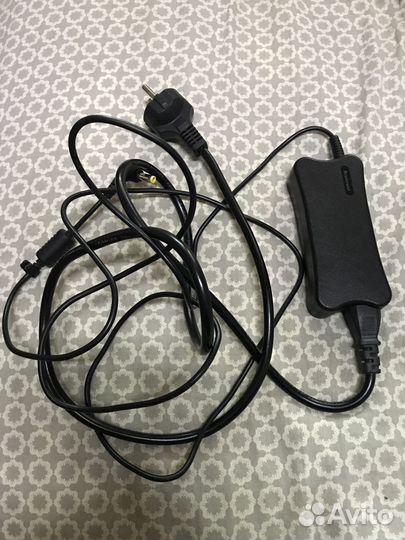 Lenovo зарядник для ноута