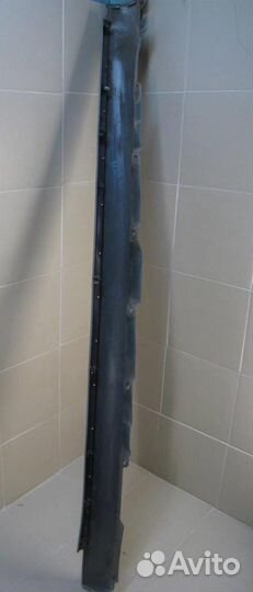 Накладка порога левого наружная Toyota Avensis T2