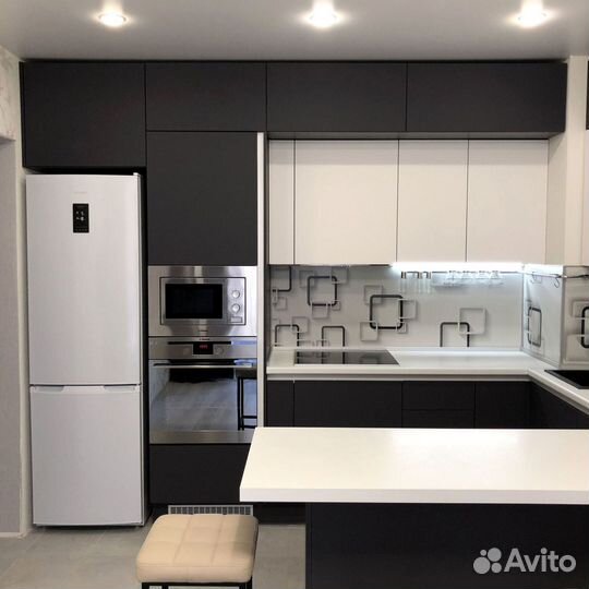 Кухонный гарнитур на заказ под ключ