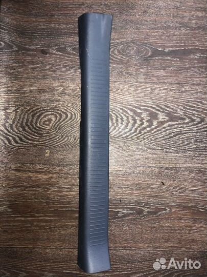 Накладка на порог передняя левая Toyota Ipsum