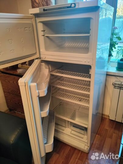 Холодильник indesit