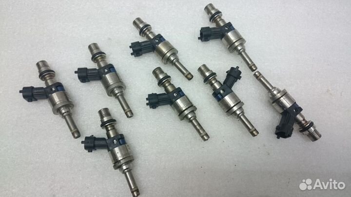 Форсунка инжекторная электрическая Porsche Cayenne