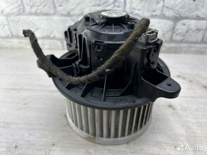 Моторчик печки Ford Transit 8