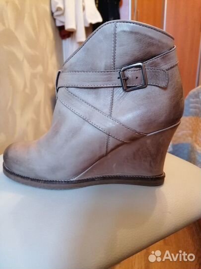 Ботинки осенние