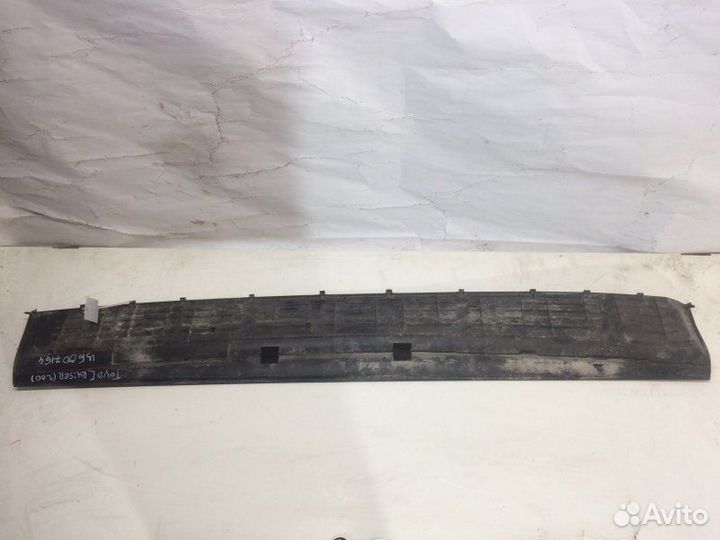 Накладка бампера задняя Toyota Land Cruiser J200