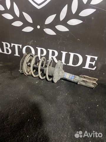 Передняя правая стойка Hyundai Sonata 3