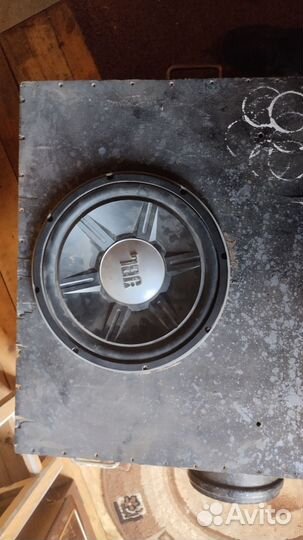Сабвуфер JBL 15R