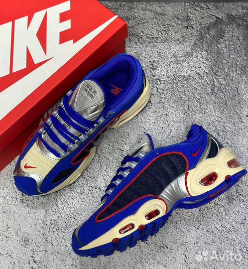 Кроссовки Nike Air Max Tailwind